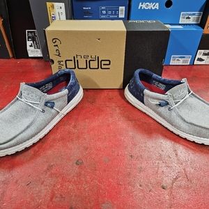 HEY DUDE WALLY FUNK SIZE 13